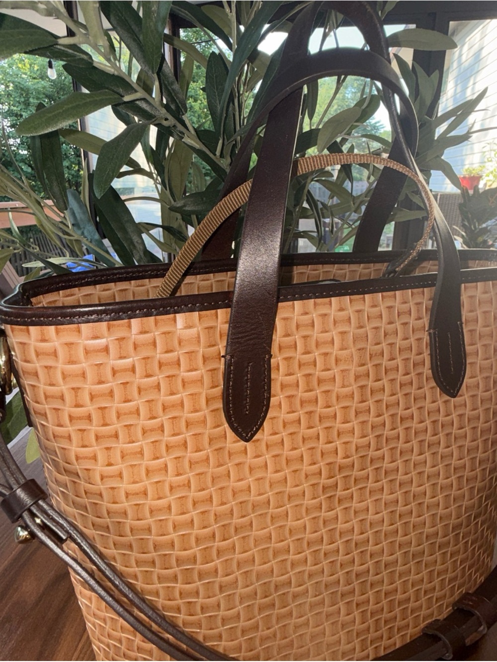 Dooney & Bourke Tan Woven Tote with Dark Brown Trim - Picture 11 of 16